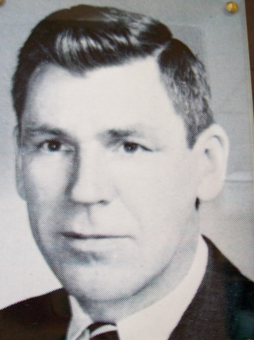 Lee Bierly 